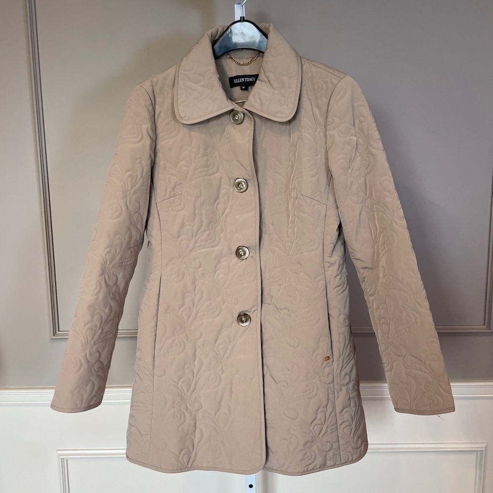 Ellen Tracy Medium Quilted Jacket Tan Khaki Neutral Long Length Tunic Hip EUC